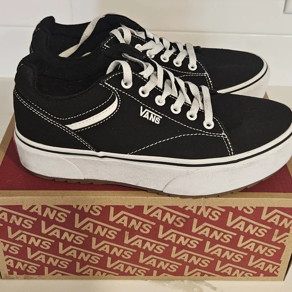 Vans Seldon Platform S Black Canvas Sneakers - Picture 3 of 4